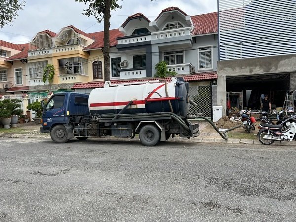 Hút bể phốt Lai Vung